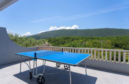 Apartment Gironi with Pool, Jacuzzi - Photo 41