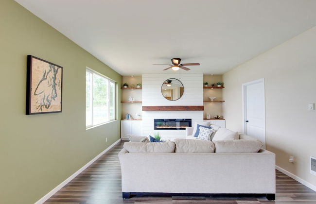 Waterfront Allyn Home with Fire Pit and 2 Kayaks! - Foto 19