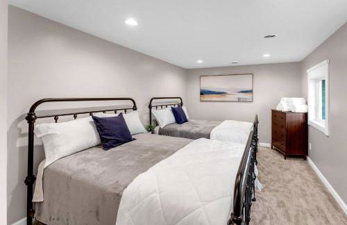 The Golden Eagle of Houghton Lake - Foto 27