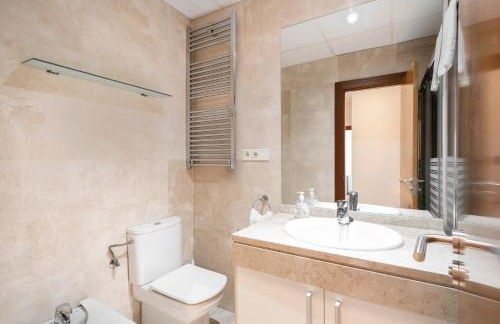 EnjoyGranada LUJO Piscina y Parking - Foto 50