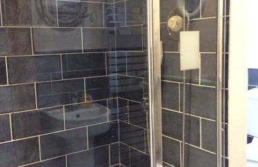 Re-imagined Stone Barns in the Country Near the Coast - Foto 31