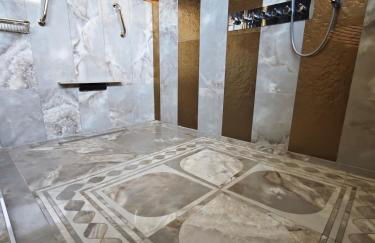 complete luxury house with garden - Foto 51