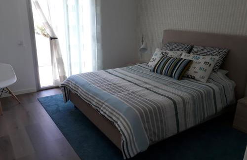 Silver Coast Holiday - Photo 12