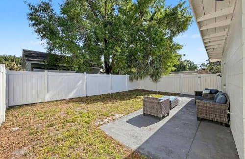 Newly Renovated | Minutes to Riverwalk & Beaches | Tampa Heights - Foto 67