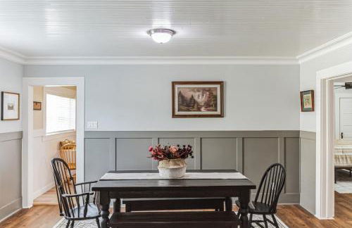 Charming Downtown McCloud Retreat home - Foto 4