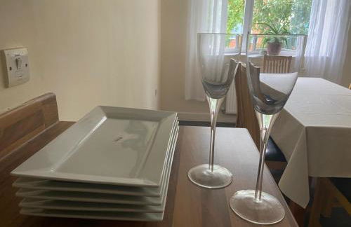 Langham Lake House Milton Keynes - ideal for couples, solo travellers, families - Foto 18