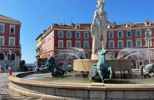 Spacious 3 BR flat Nice center - magnificent view - Foto 39