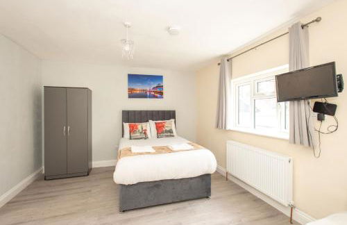 Saffron Studios - Photo 22