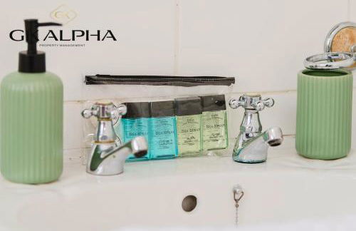 LONG STAY DEALS - 3 Bedroom Home Peterborough With Free Parking and Ultra Fast Wi-Fi Perfect for Work Stays and Vacations - Foto 28