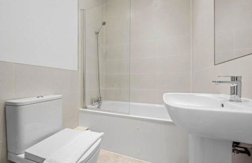 Charming 2 bed apartment Free WiFi close to Camden - Foto 10