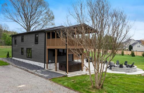 3BR Luxury Log Cabin Near Franklin - Foto 62