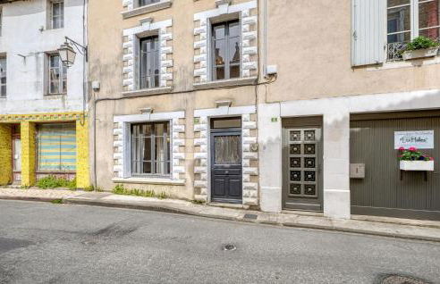 Awesome Home In Verteuil-Sur-Charente - Foto 10