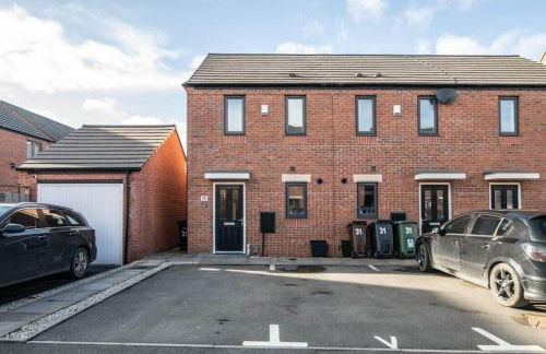 Quiet Two Bedroom House Driveway Parking & Garden - Foto 1