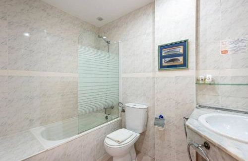 Alvarito Playa Marbella front beach apartment - Photo 20