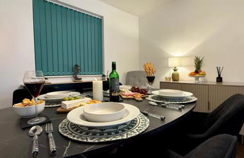 Modern 3 Bedroom Bungalow, EV Friendly, Parking Included - Foto 80