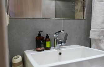 Theo and MS Luxurious Apartments by Filos Inc - Foto 28