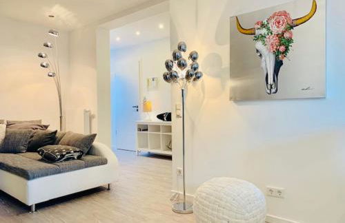 Erstklasssige moderne Apartwohnung 85 qm mit Terrasse und Garten - Foto 1