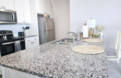 Comfort Living 2BR Townhome - Foto 4