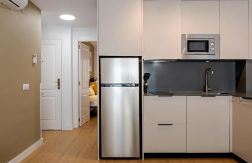 WintowinRentals Modern Apartment with Private Indoor Patio in Málaga - Foto 6