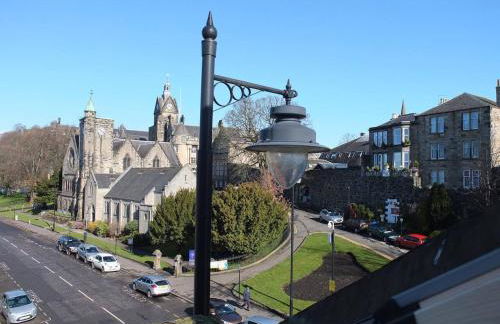 3-Bed Georgian Townhouse Next to Wellbeing Clinic - Foto 56