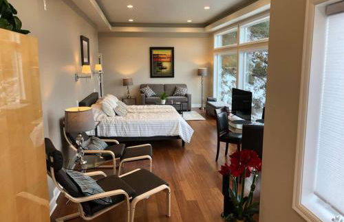 Romantic Spacious Suite with Salish Sea & Mountain Views at Seattle Luxury Estate - Foto 23