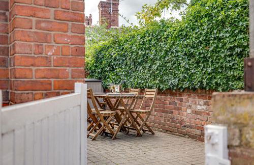 Hidden Gem Hideaway w/ Free Parking - Photo 35