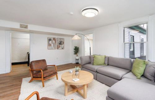 Stunning Apt w Rooftop & Game Room - Sleeps 10 - Foto 24