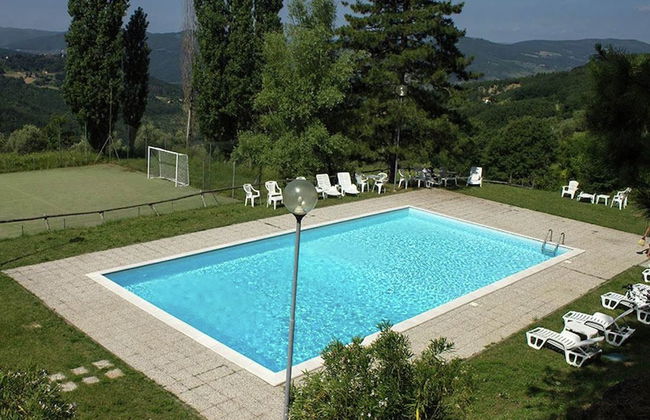 Apartment in a Farmhouse With Swimming Pool - Foto 1