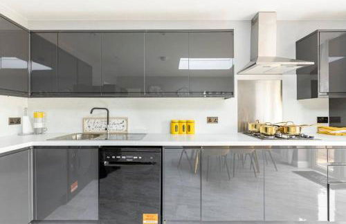 The Peacock Palace- Luxury - Foto 26