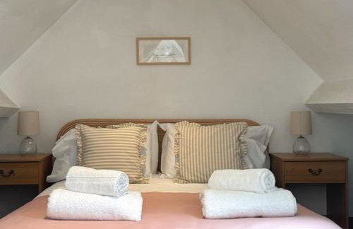 Family Cotswolds Cottage Farm Stay - The Smythy - Foto 21