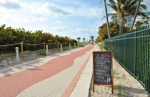 Ocean front 2 Bedroom and 2 Bathroom apartment at The Alexander Resort - Foto 20