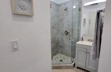 Modern Studio apartment right next to MrC hotel 5 minutes to Rodeo Drive - Foto 13