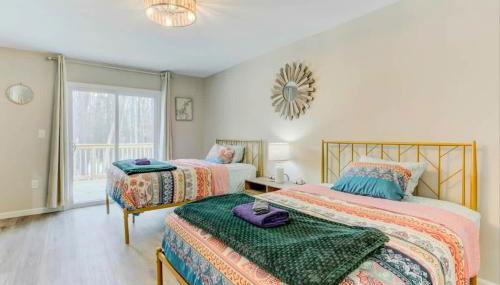 The Hut House 3BR 3BA Game Room Massage Chair - Foto 4