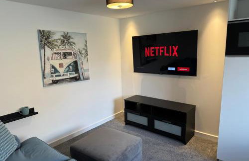 modern 1 bed apartment with car parking - Foto 5