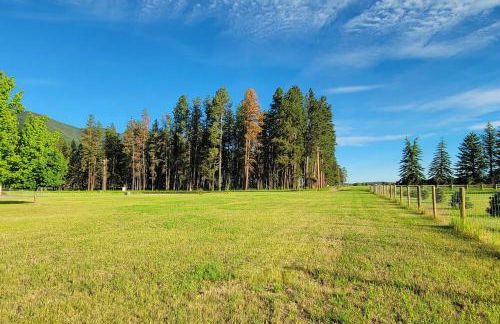 Charming Chalet Close to GNP, Downtown & Game Room! - Foto 13