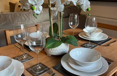 Spacious 2 Bed, 2 Bath Apartment by MCF - Foto 10