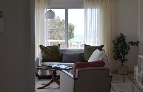 Stunning Seaview Apartment in Mati, Nea Makri - Foto 1