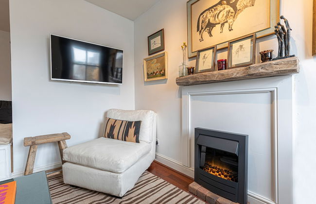 JOIVY Stylish 2-bed Flat w/ Terrace Near Battersea Park - Foto 18