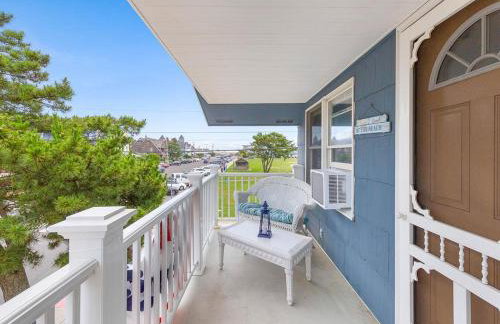 Wifi, Outdoor Shower, Deck, Ocean Side 2Nd Floor Duplex Ocean Side 1St Floor Duplex, A Short Walk From The Best Lbi Attractions, A Small Park, And, - Foto 8