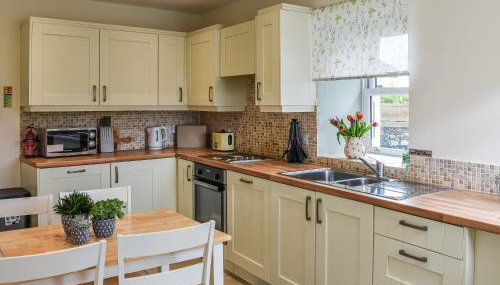 East Stonelea - Photo 5