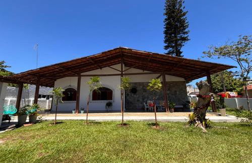 Casa da Vila, charmosa e espaçosa, fica a 150 metros da praia das castanheiras - Foto 5