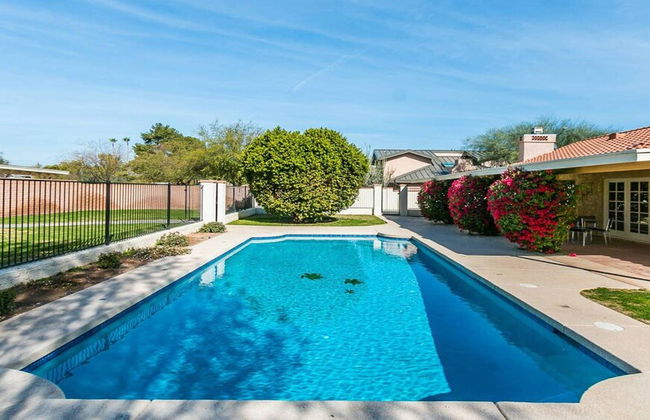 North Phoenix 6 Bedroom With Guest House & Pool! - Foto 32