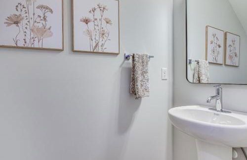 Dock Access Pet-Friendly Lake Greenwood Gem! - Foto 10