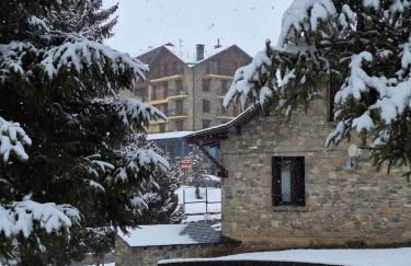 Montesqui Formigal, exclusivo ático con vistas a pistas, guardaesquis y garaje - Foto 34