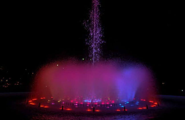 Spectacle son et lumière dans le Parque de la Familia - Photo 3