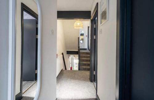 Town Centre 6 Bed Home Work Rest Warrington - Foto 14