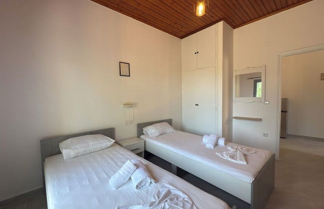 Olga's Sea View Studios -500m from Ipsos - Foto 25