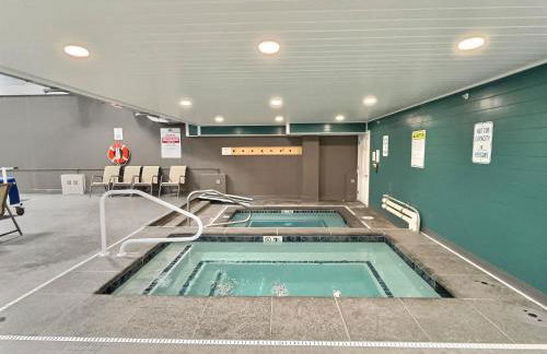 LilBear- AC, Pool, Sauna, Hot Tub, Near Resort - Foto 17