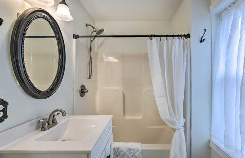 Walkable Sodus Point Retreat Less Than 1 Mi to Lake - Foto 17