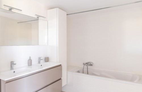 SPLENDIDE APPARTEMENT NICE BLUE PEARL TOUT CONFORT VUE MER PANORAMIQUE - Foto 14